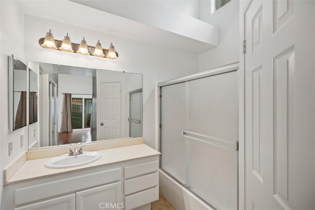 25081 Leucadia Street I