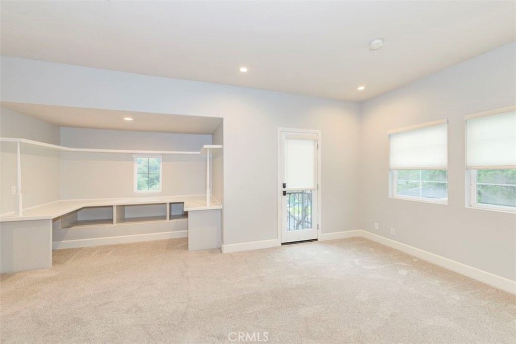 8 Peachtree