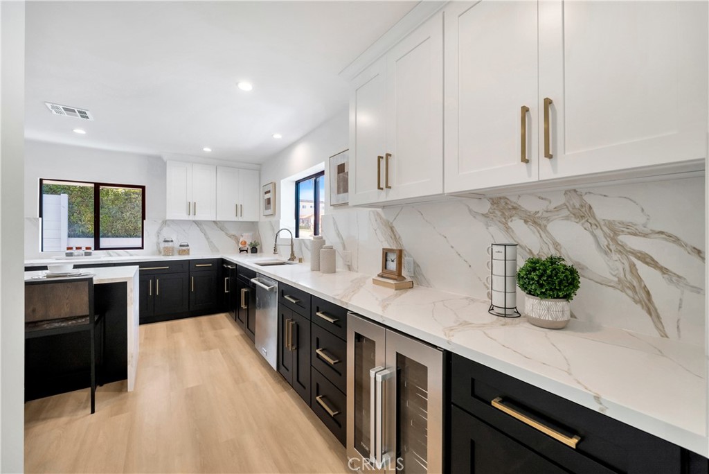 1603 Sunnyside Terrace