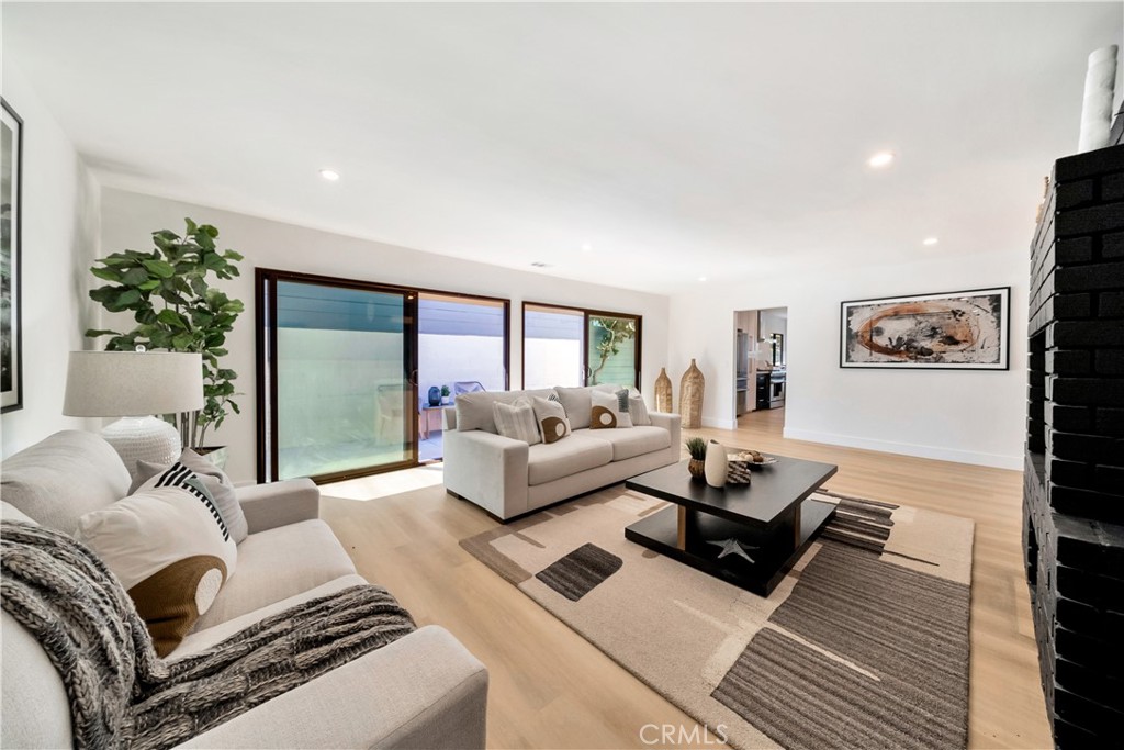 1603 Sunnyside Terrace