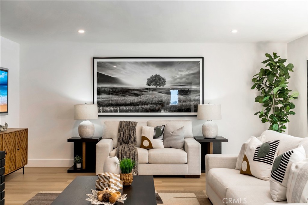 1603 Sunnyside Terrace