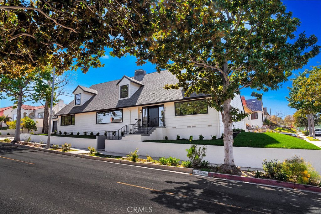 1603 Sunnyside Terrace