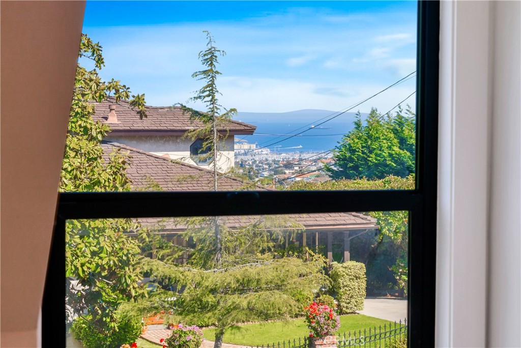 1603 Sunnyside Terrace