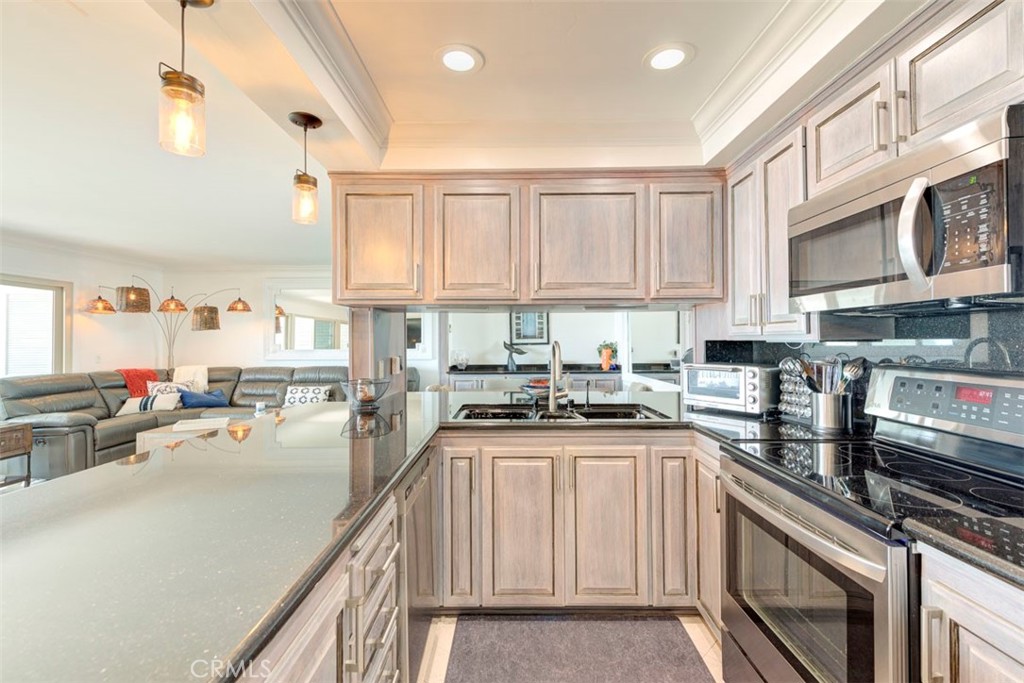 24242 Santa Clara Avenue 31