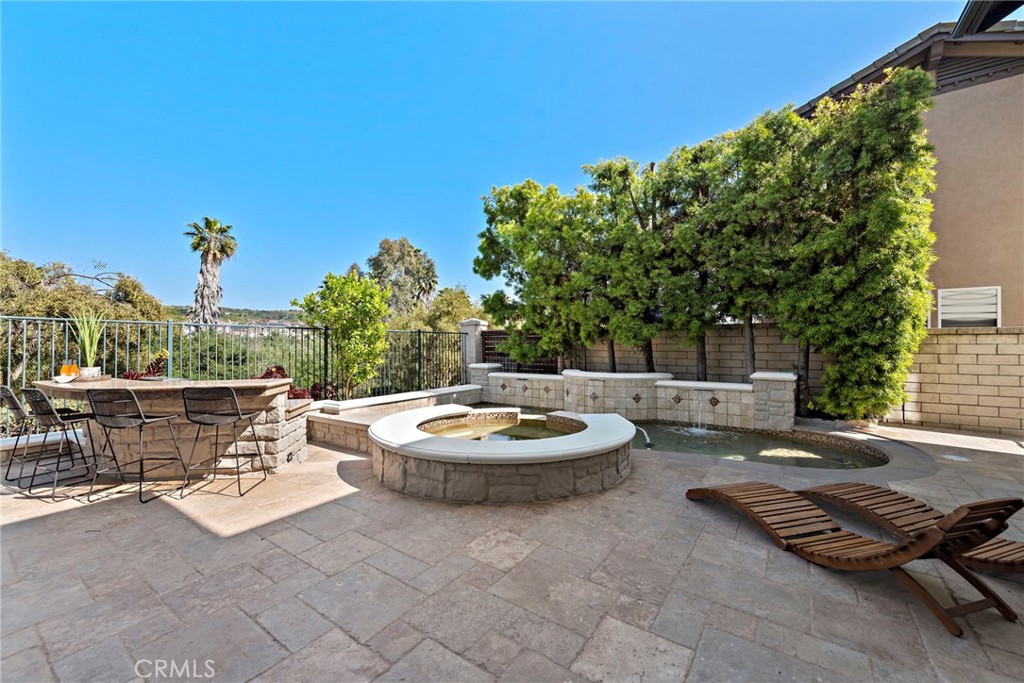 34 Vela Court