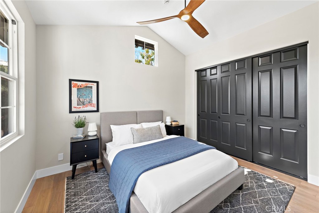 34 Vela Court