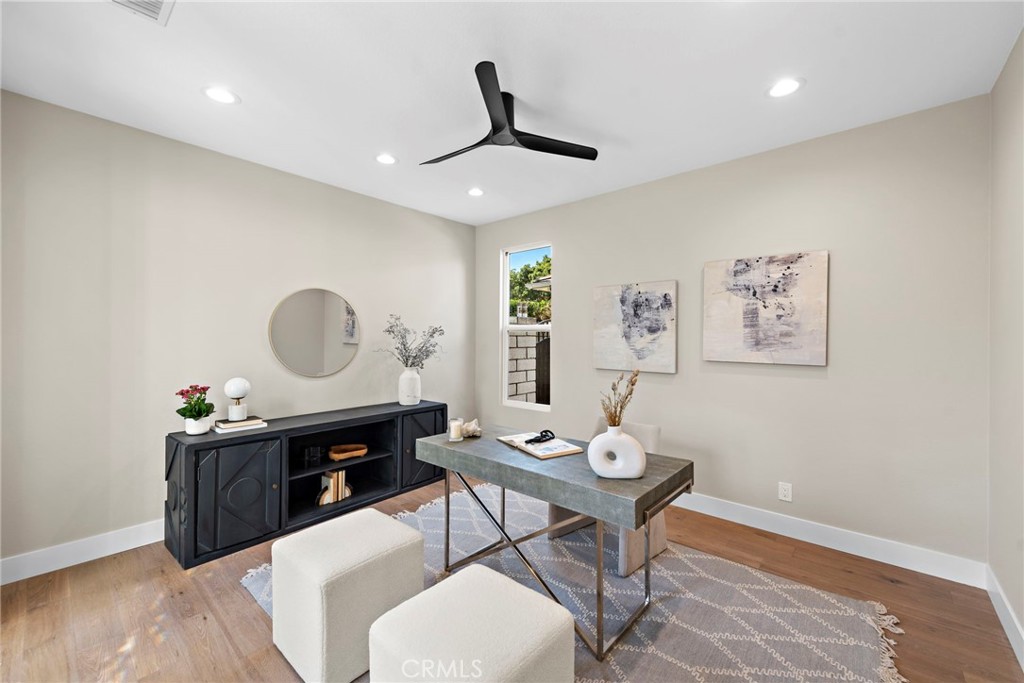 34 Vela Court