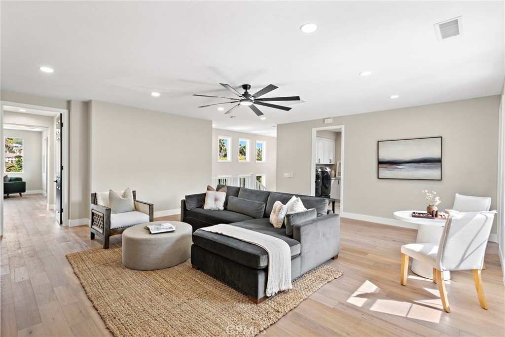34 Vela Court