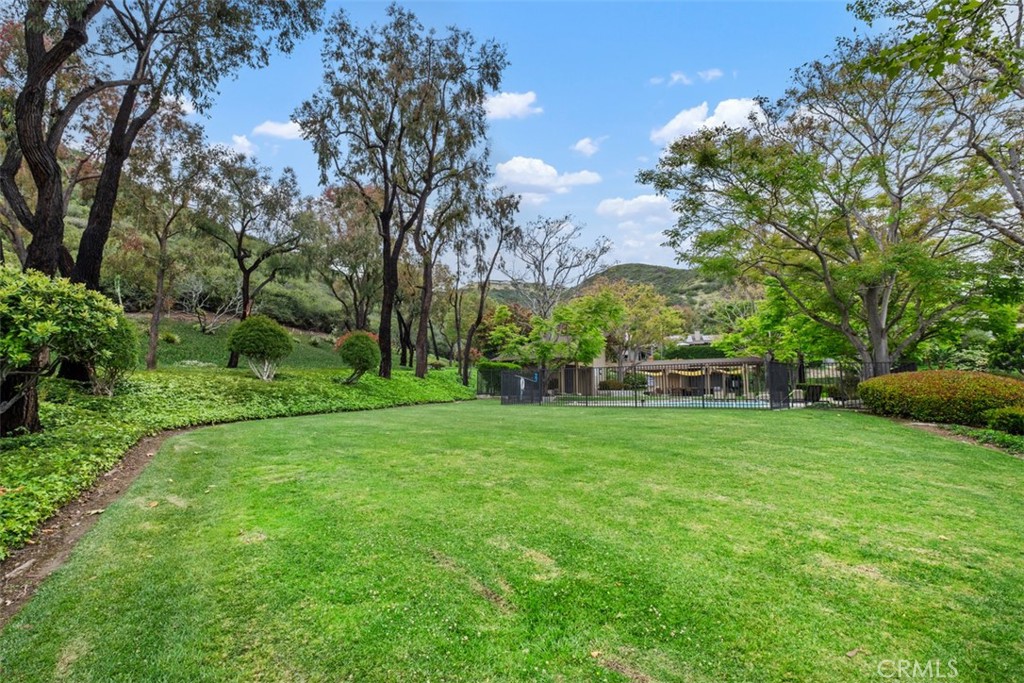 14 Woodsong Drive