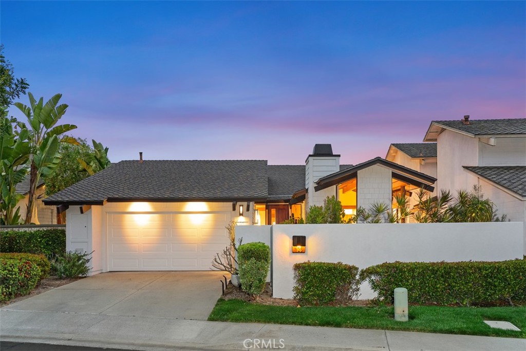 14 Woodsong Drive