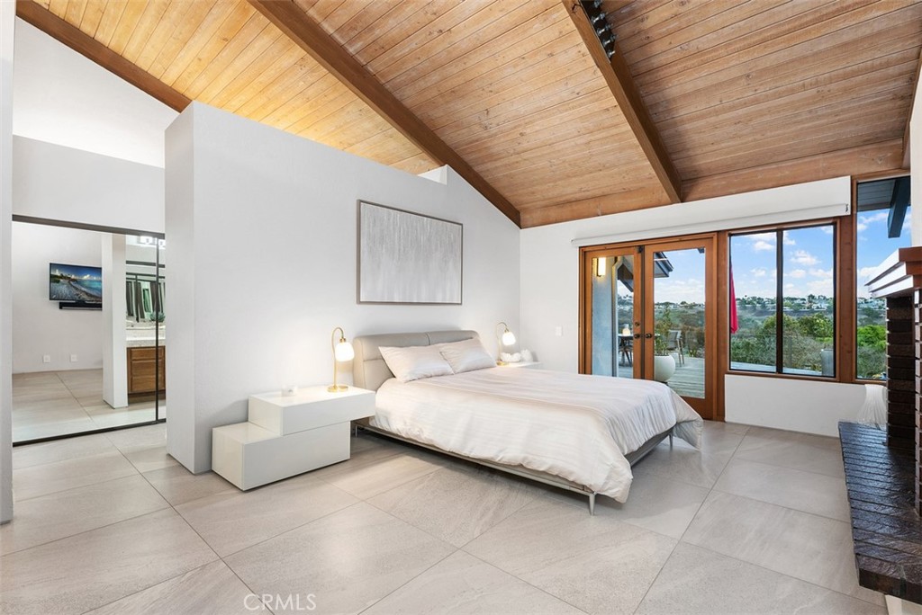 14 Woodsong Drive