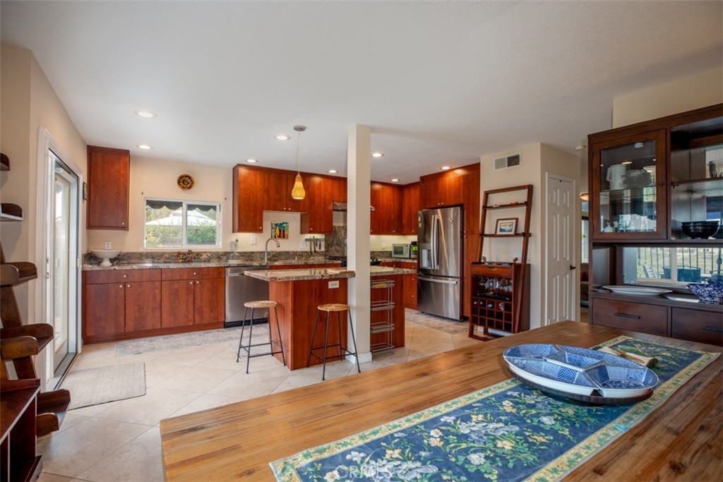 4 Amherst