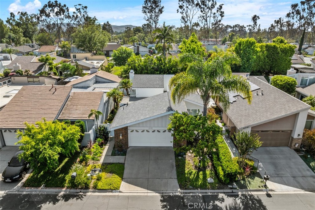 21791 Meadowview Lane