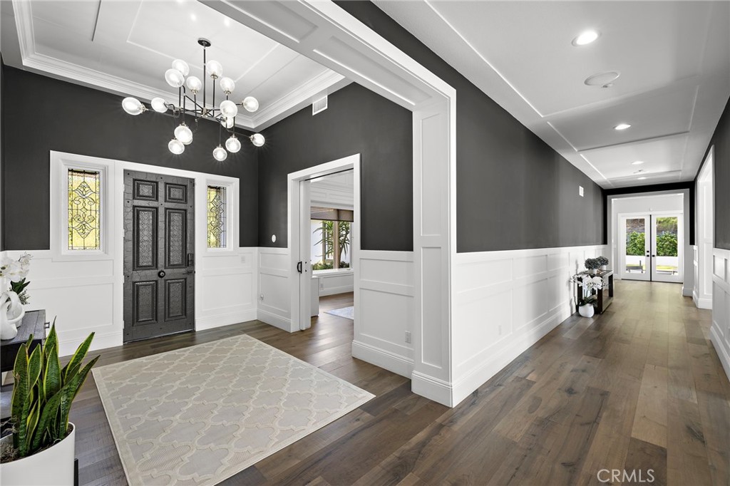 1 Falconridge Drive