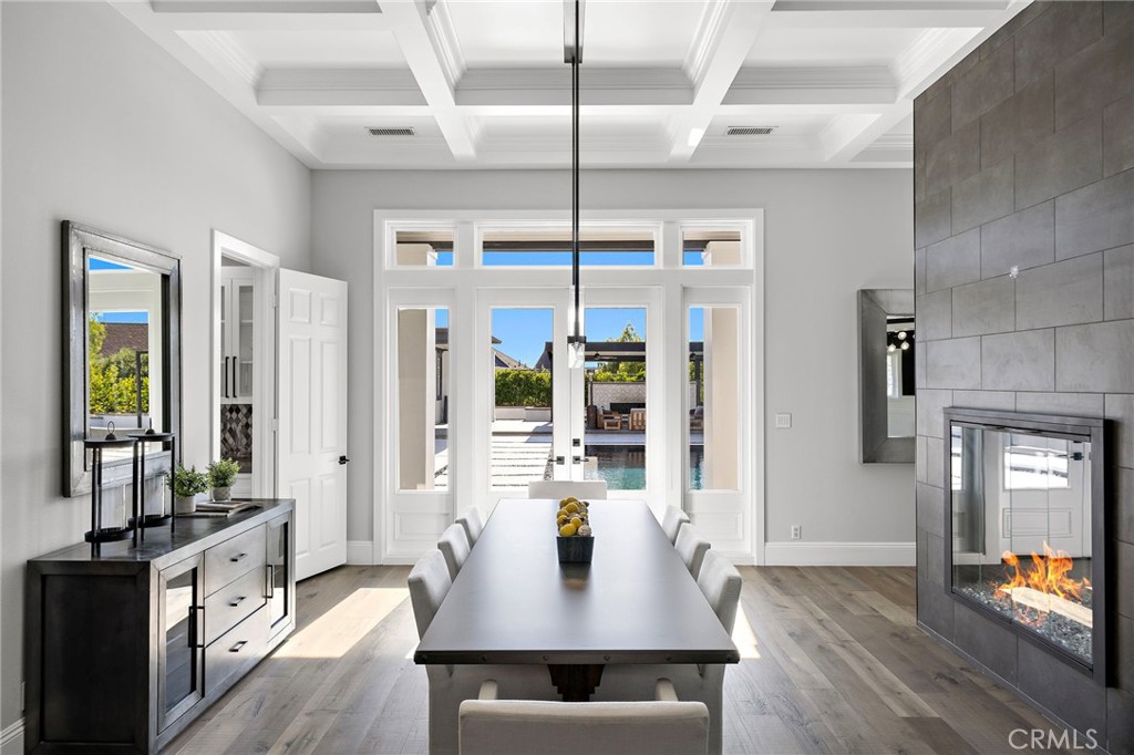 1 Falconridge Drive