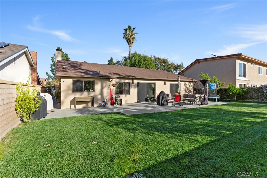 24911 Via Santa Cruz