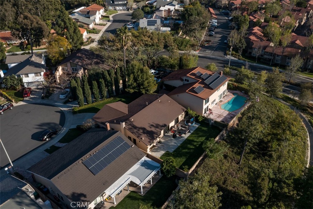 24911 Via Santa Cruz