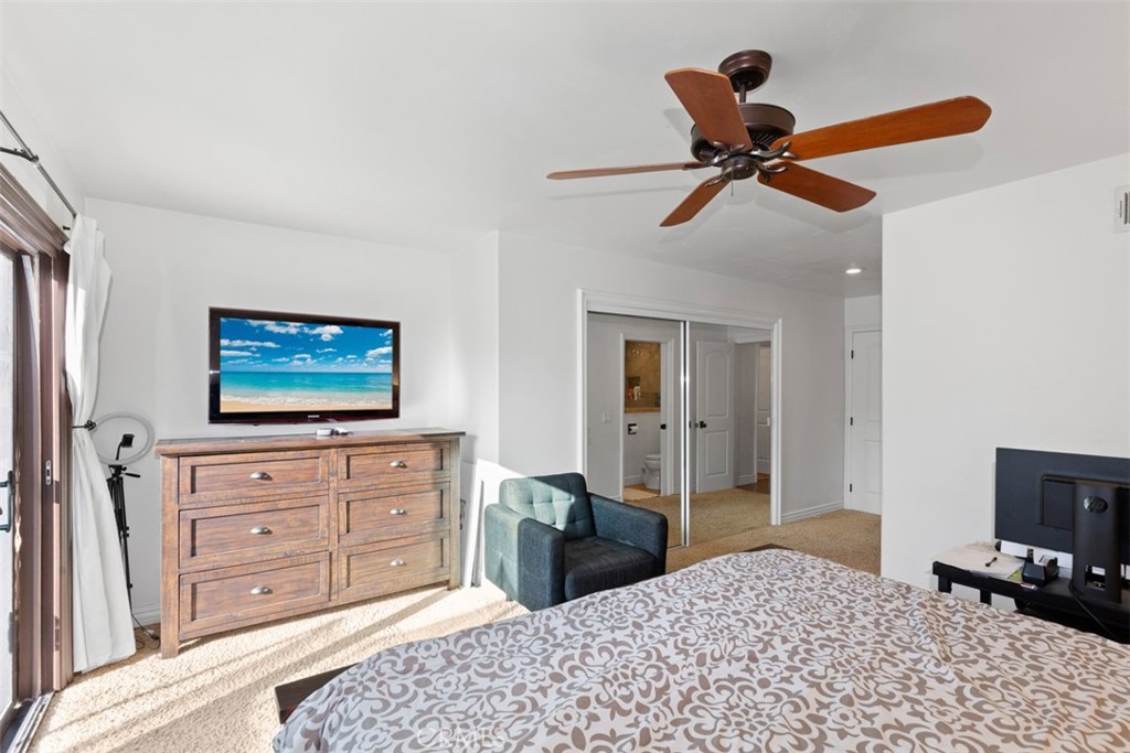 24911 Via Santa Cruz