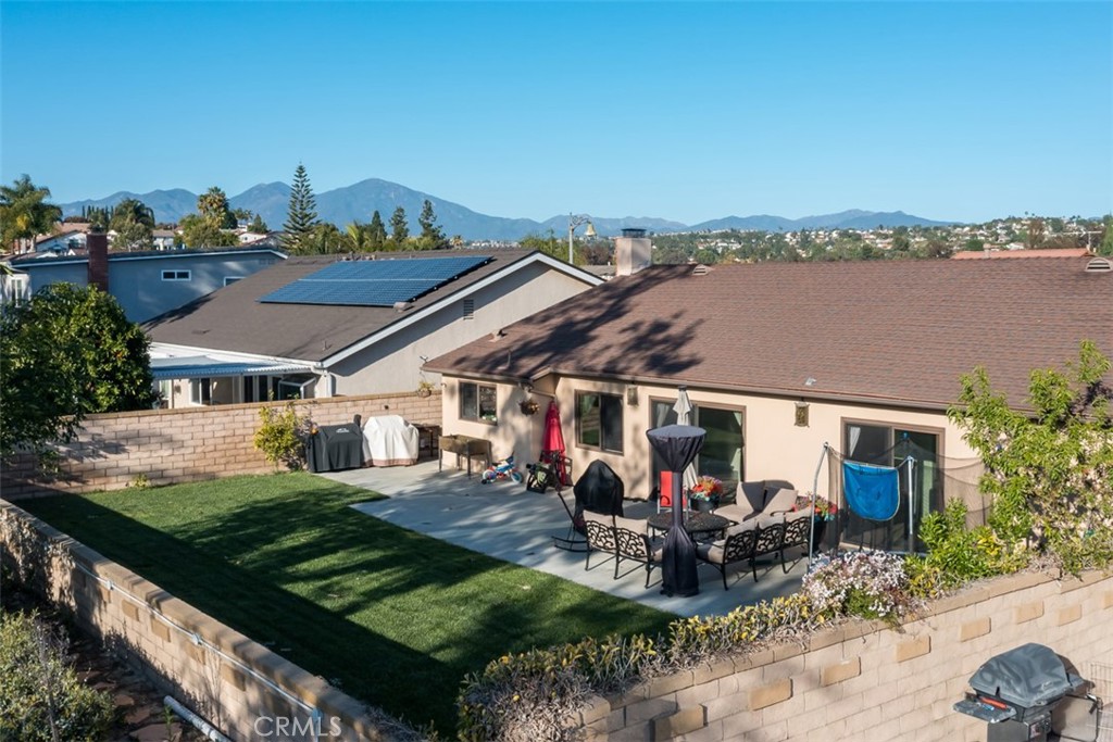 24911 Via Santa Cruz