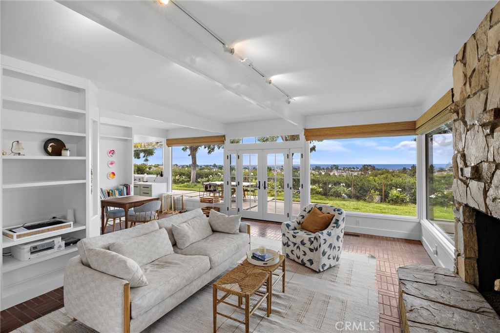 3007 Harbor View