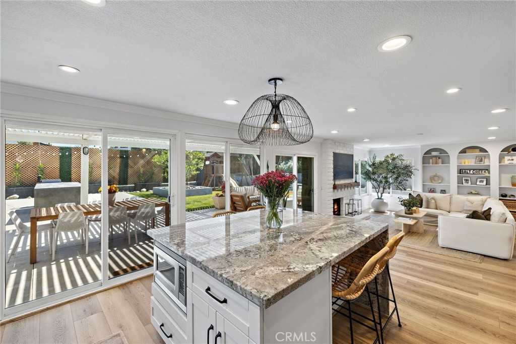 25392 Neptune Drive
