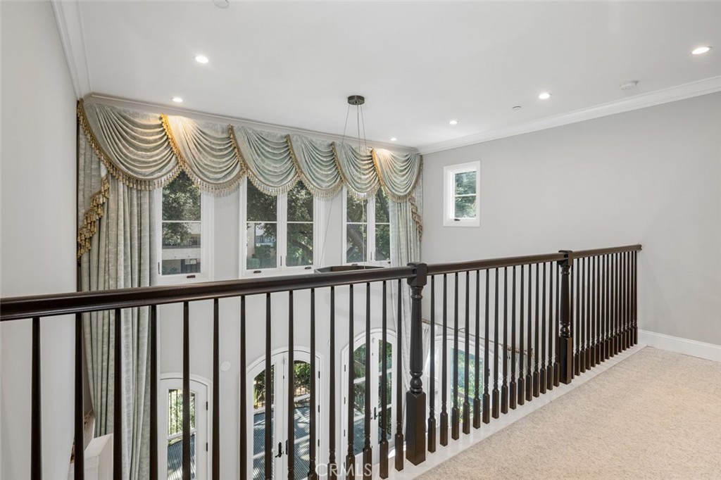 188 S Sierra Madre Boulevard 8