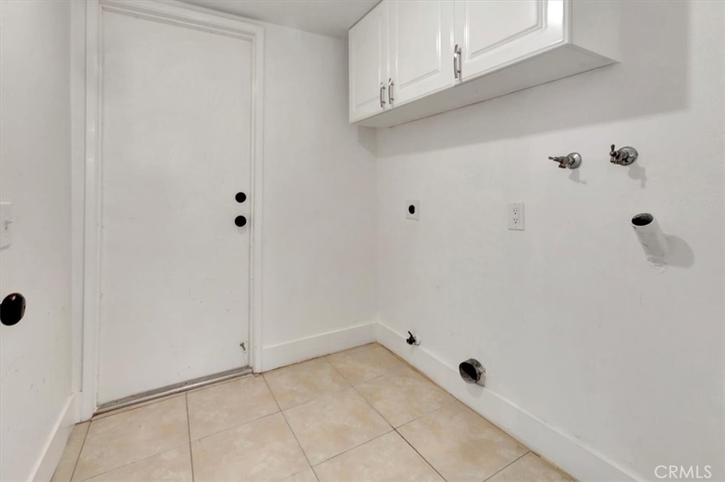 24946 Ravenswood