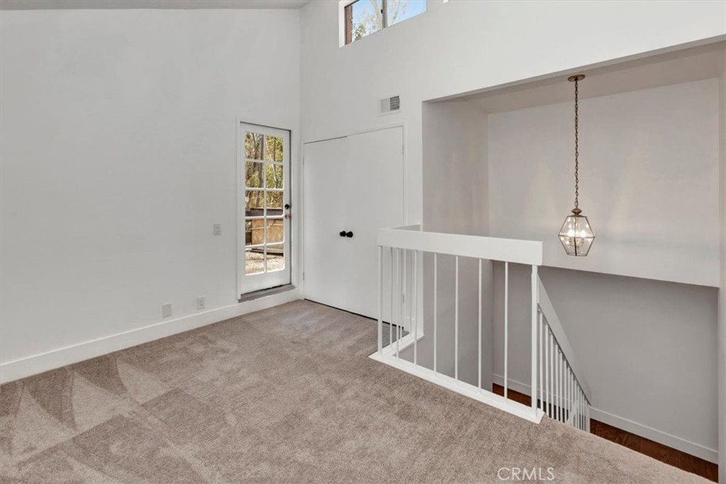 24946 Ravenswood