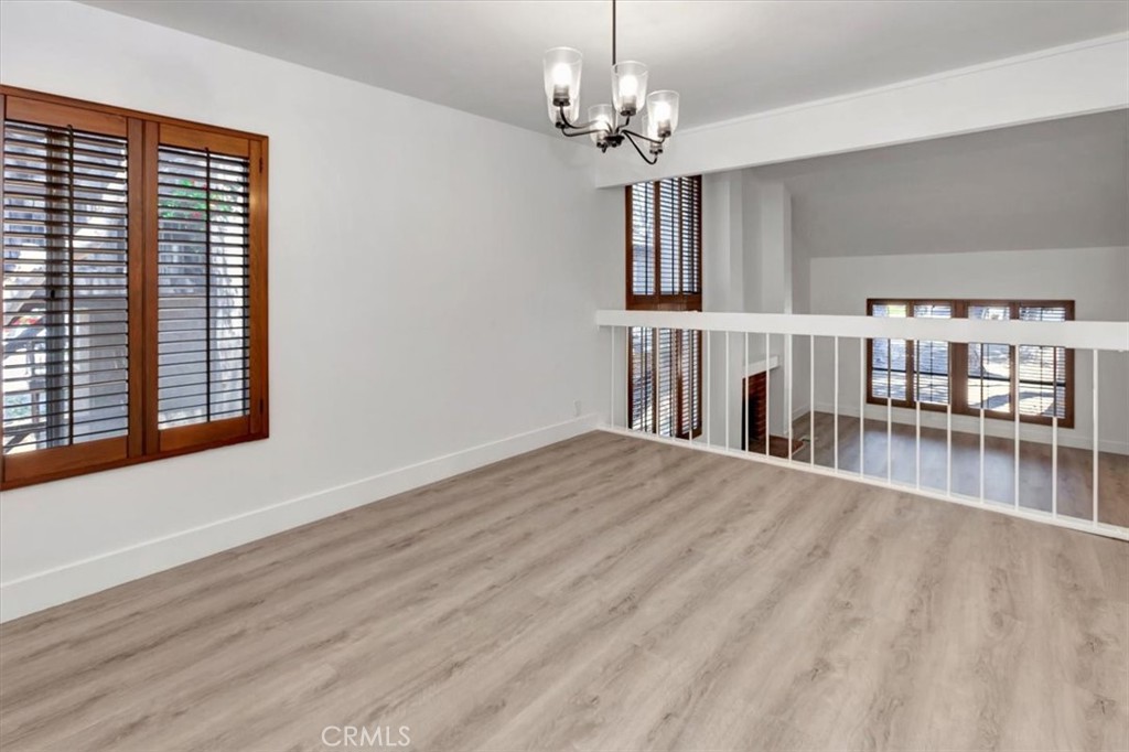 24946 Ravenswood