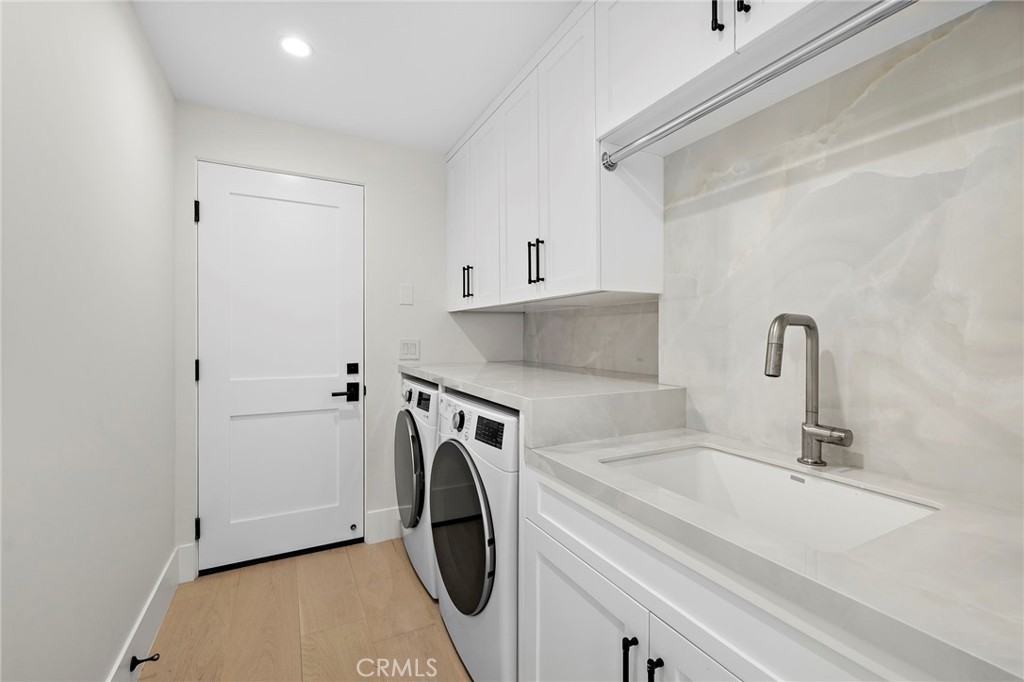 509 Carnation