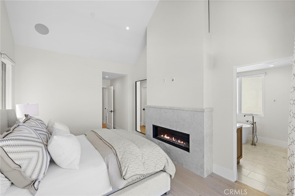509 Carnation