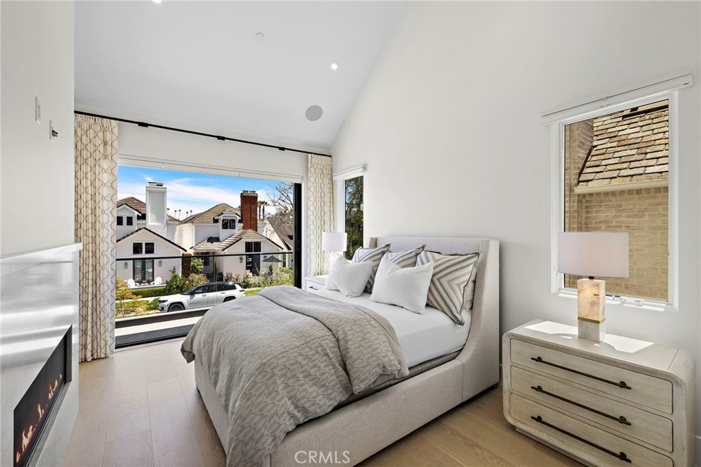 509 Carnation