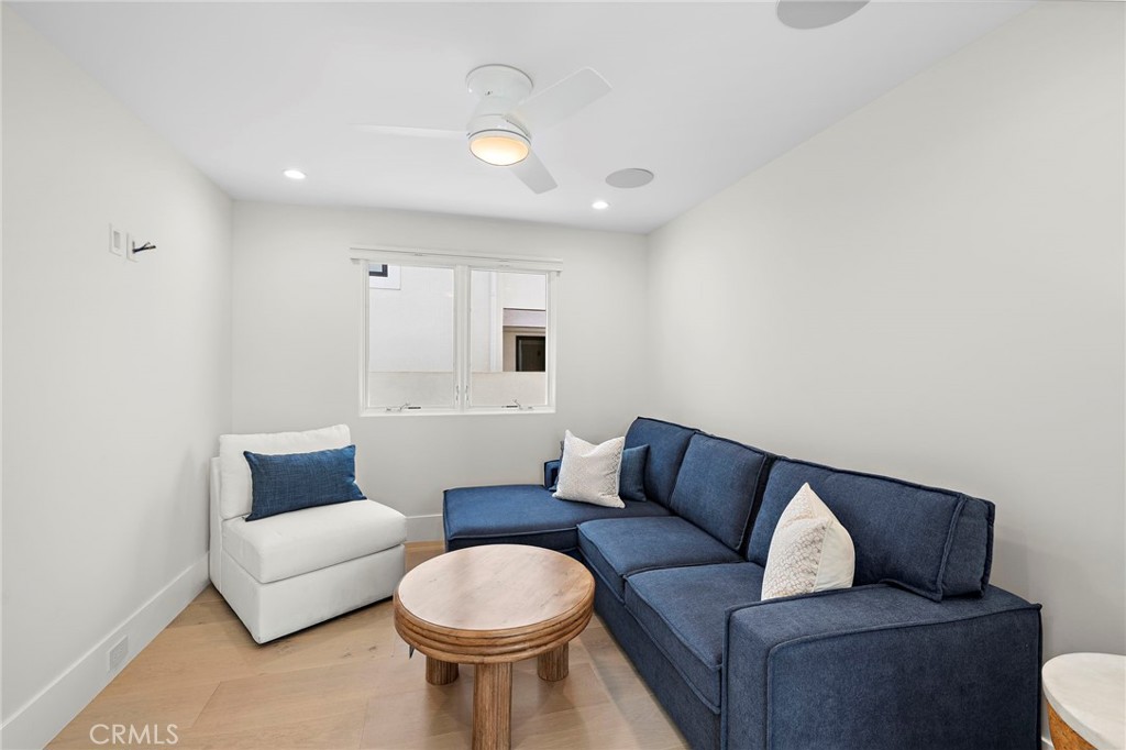 509 Carnation