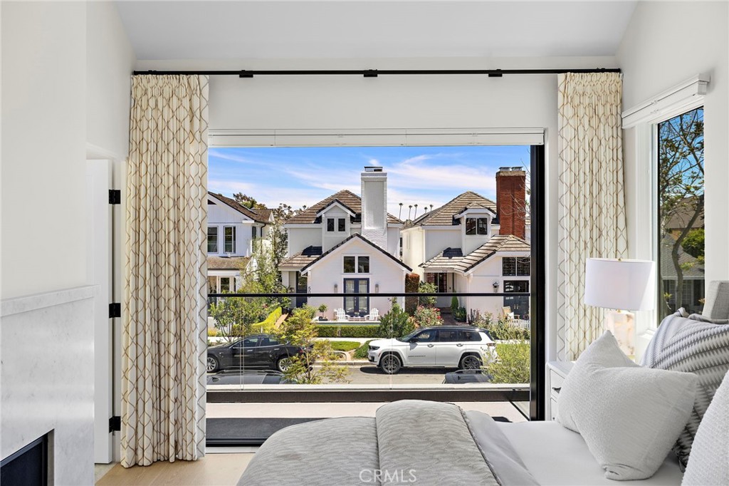 509 Carnation