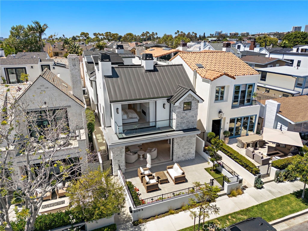 509 Carnation