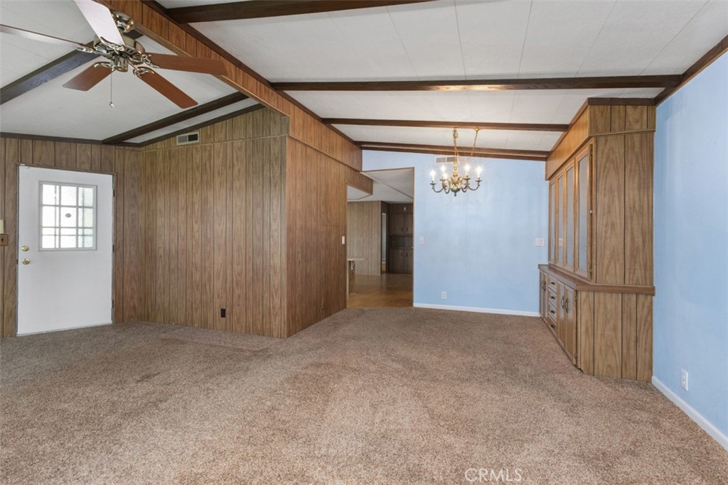 14000 Lake View Dr