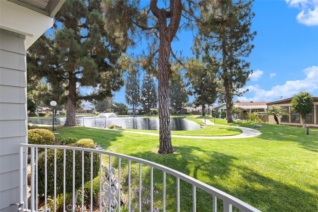 14000 Lake View Dr