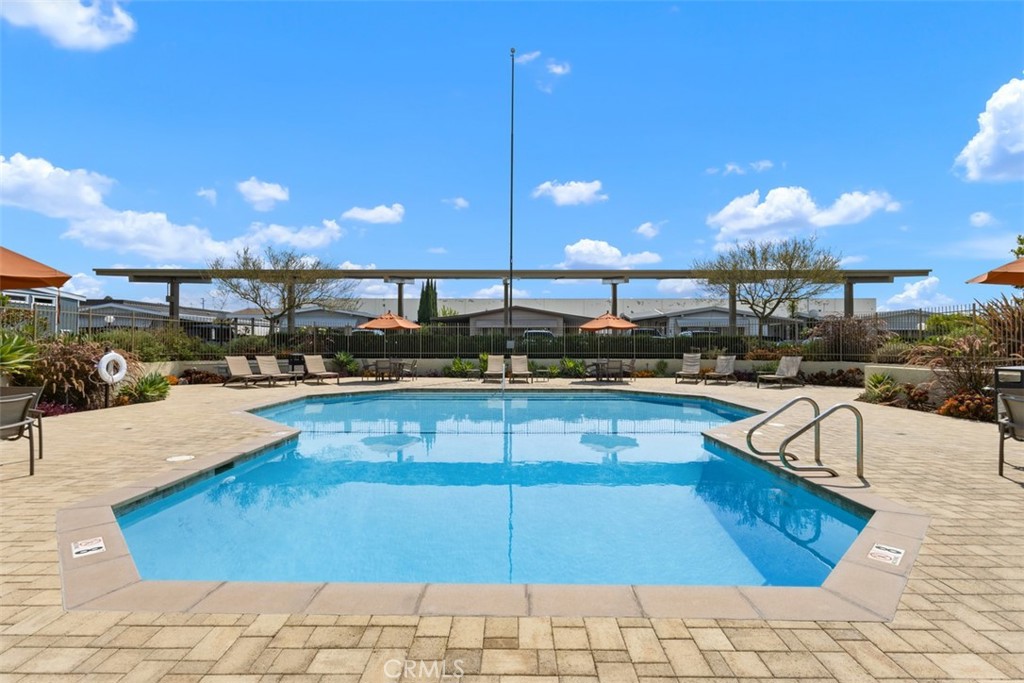14000 Lake View Dr