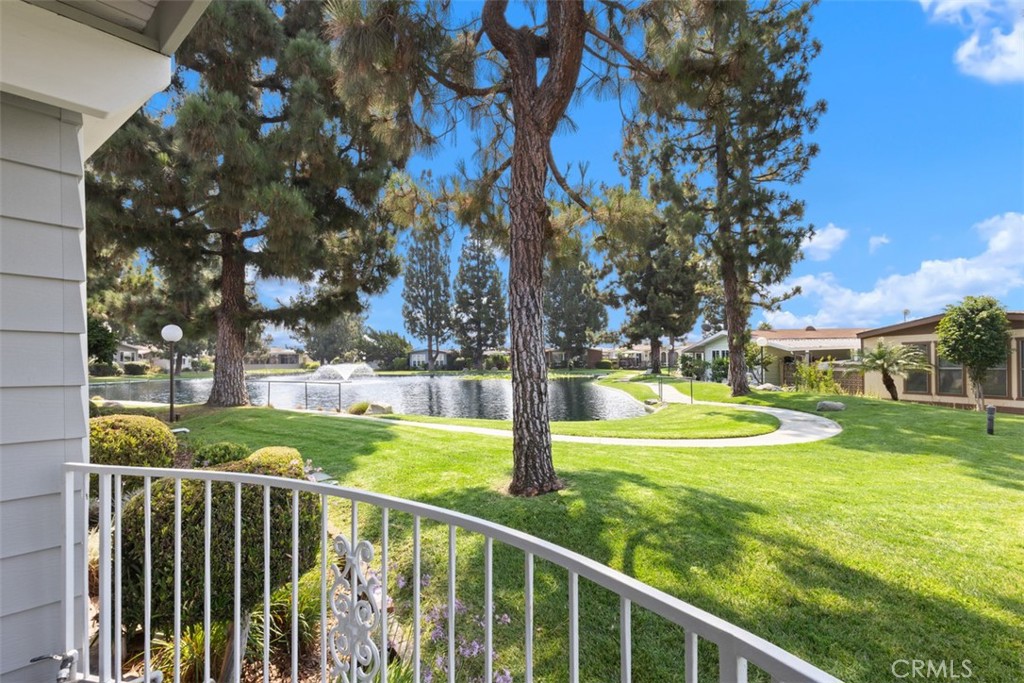 14000 Lake View Dr