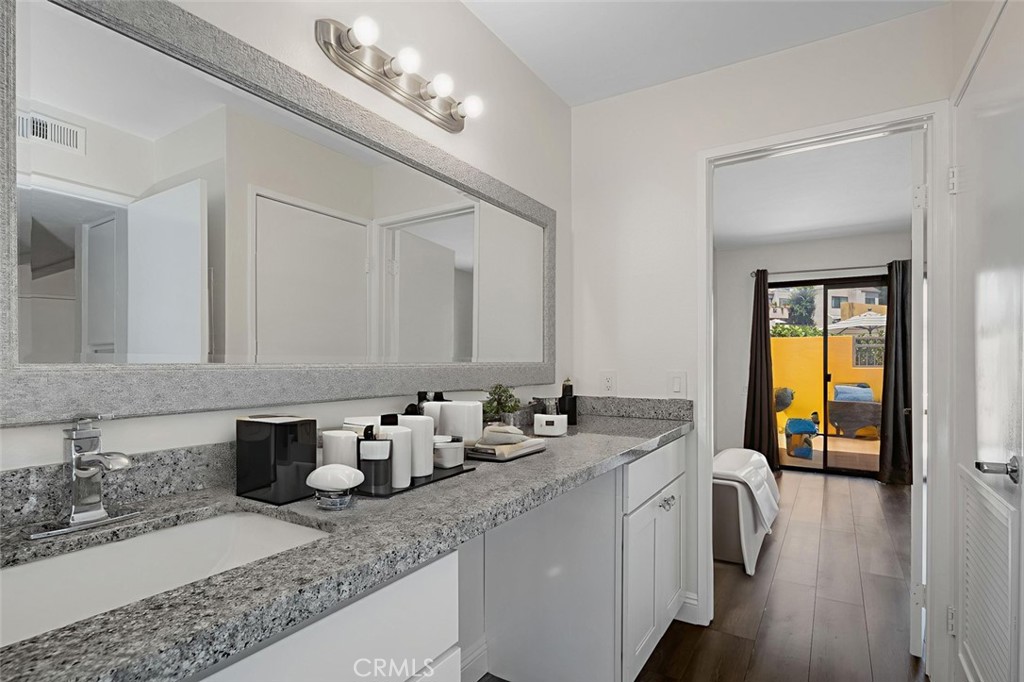 25712 Le Parc 93