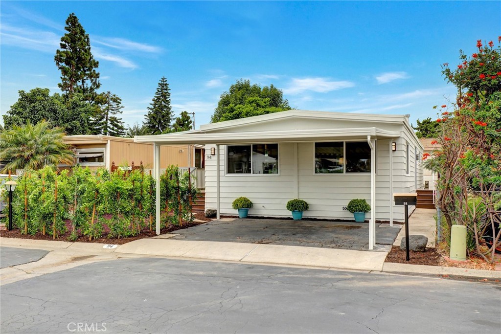 32742 Alipaz Street 94