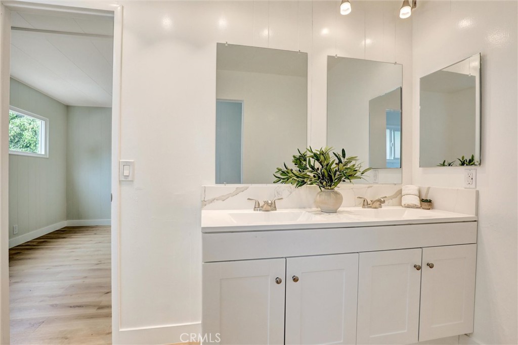 32742 Alipaz Street 94