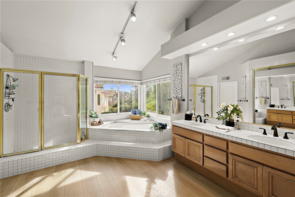 27041 Ironwood Drive