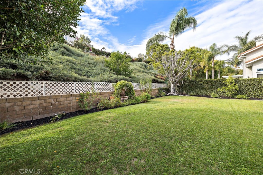 27041 Ironwood Drive