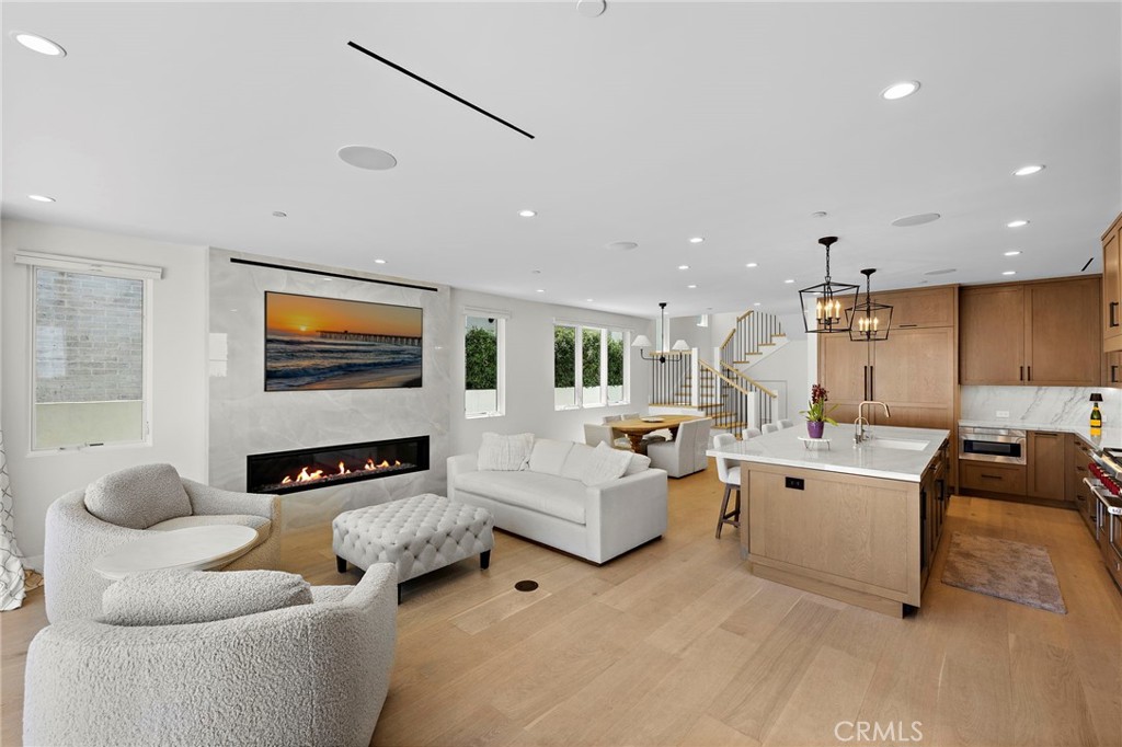 509 Carnation