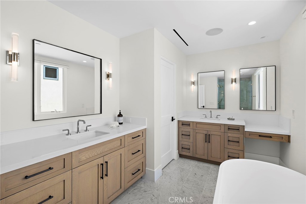 509 Carnation