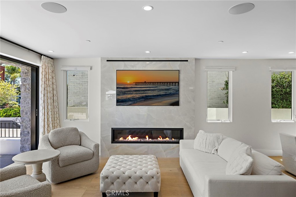 509 Carnation