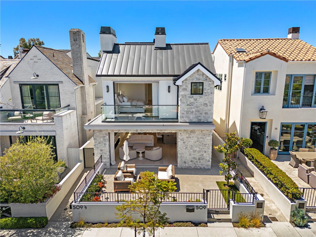 509 Carnation