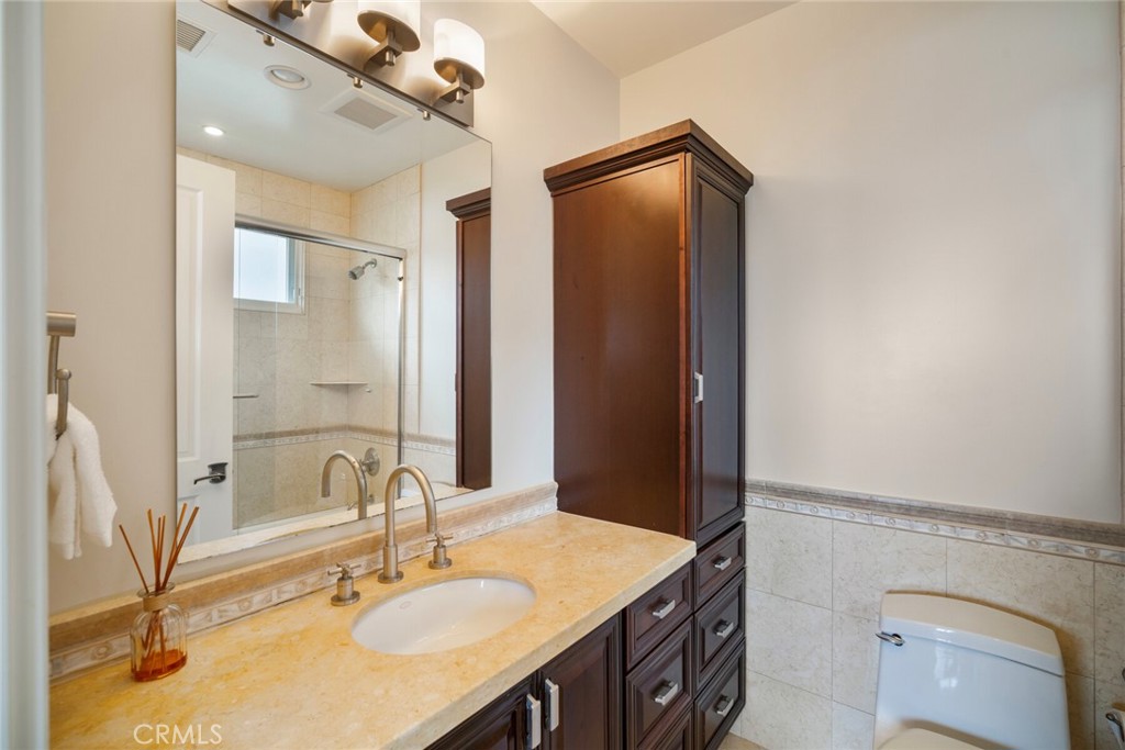 6 Pacific Vista