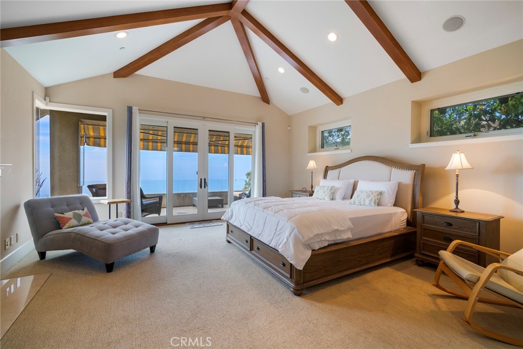 6 Pacific Vista